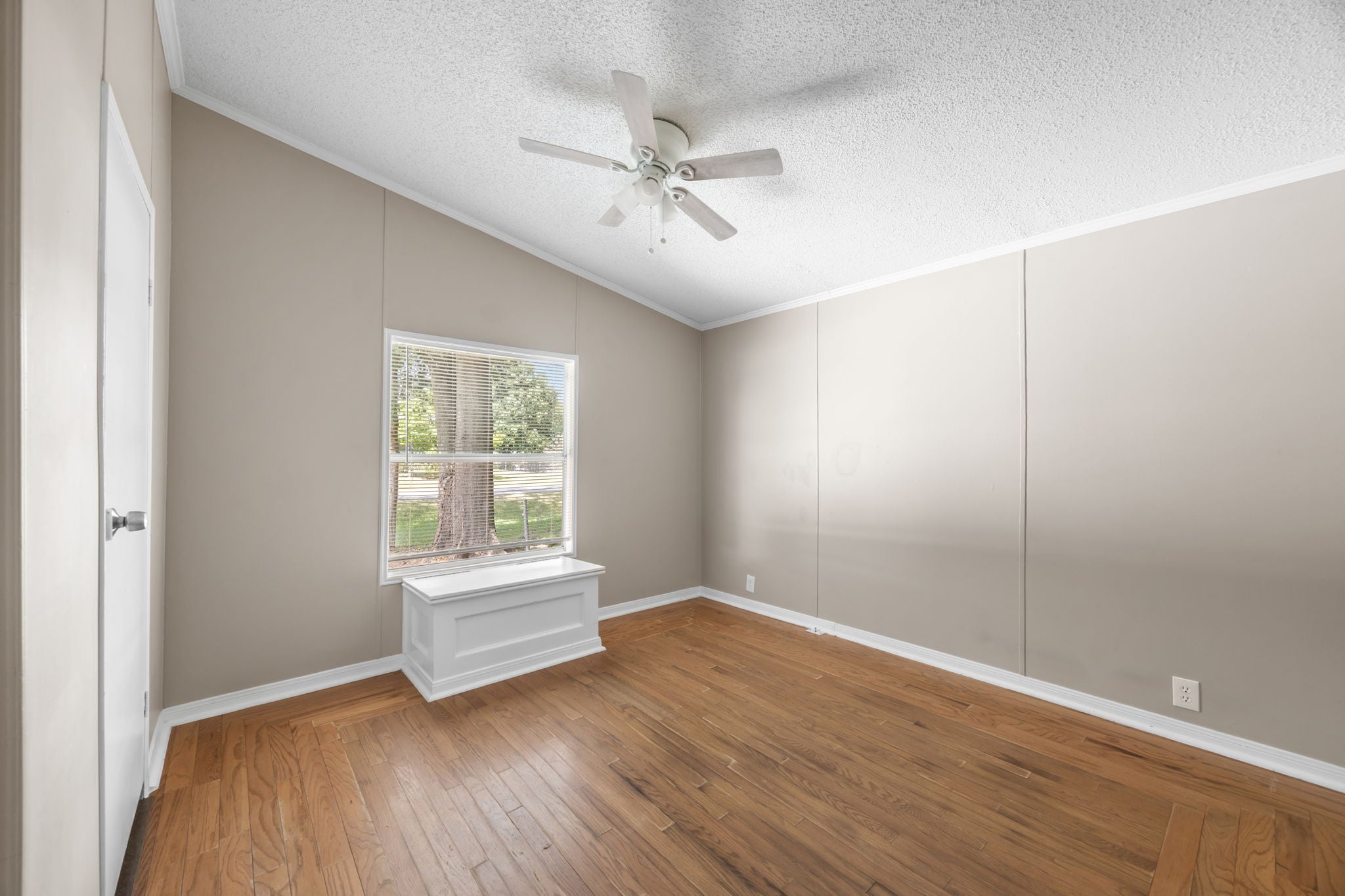 2nd bedroom with ceiling fan and window. 14279 Shadow Bay Dr, Willis TX